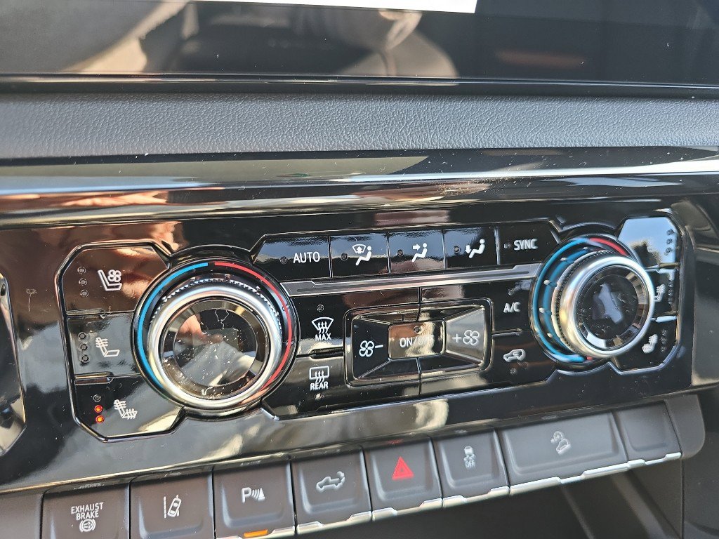 New 2026 GMC Sierra 2500 AT4 w/ AT4 Premium Plus Package image 26