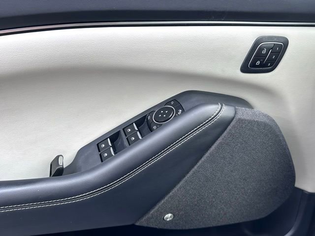 Used 2023 Ford Mustang Mach-E Premium AWD/4WD image 24