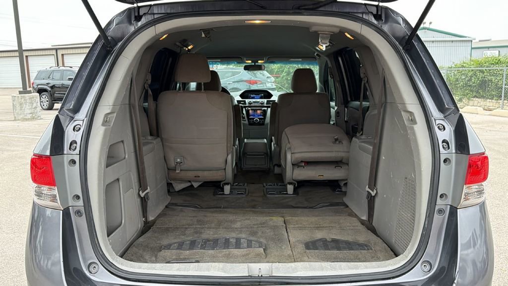 Used 2014 Honda Odyssey EX image 37
