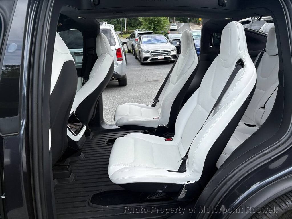 Used 2024 Tesla Model X AWD/4WD image 11