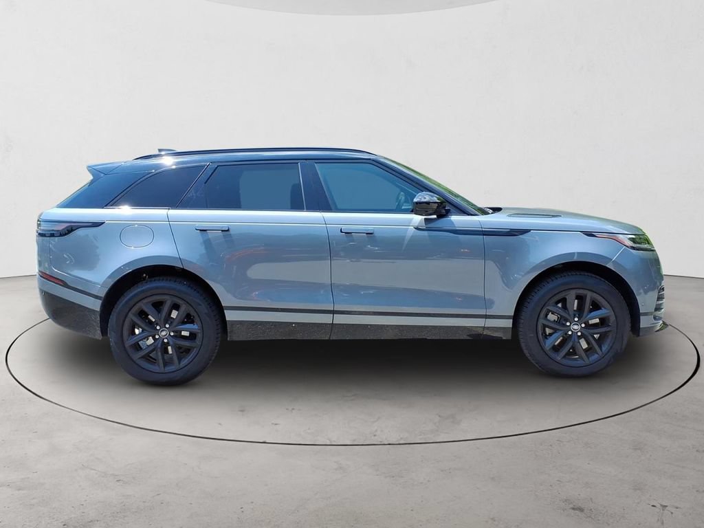Used 2026 Land Rover Range Rover Velar Dynamic SE AWD/4WD image 4