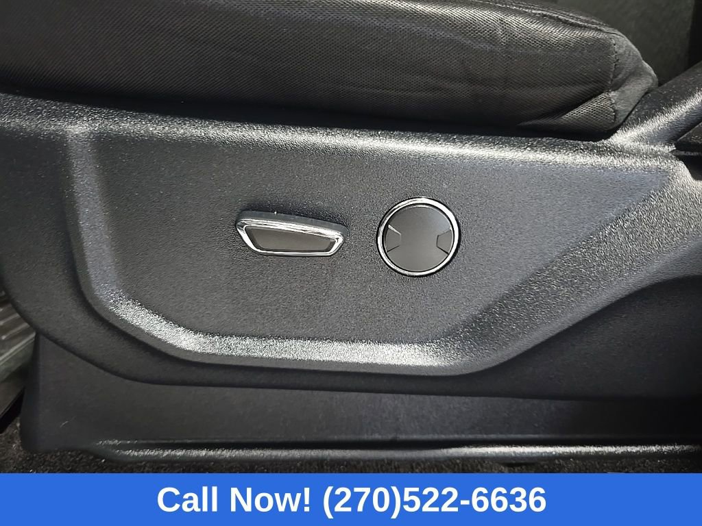 Used 2018 Ford Expedition XLT image 14