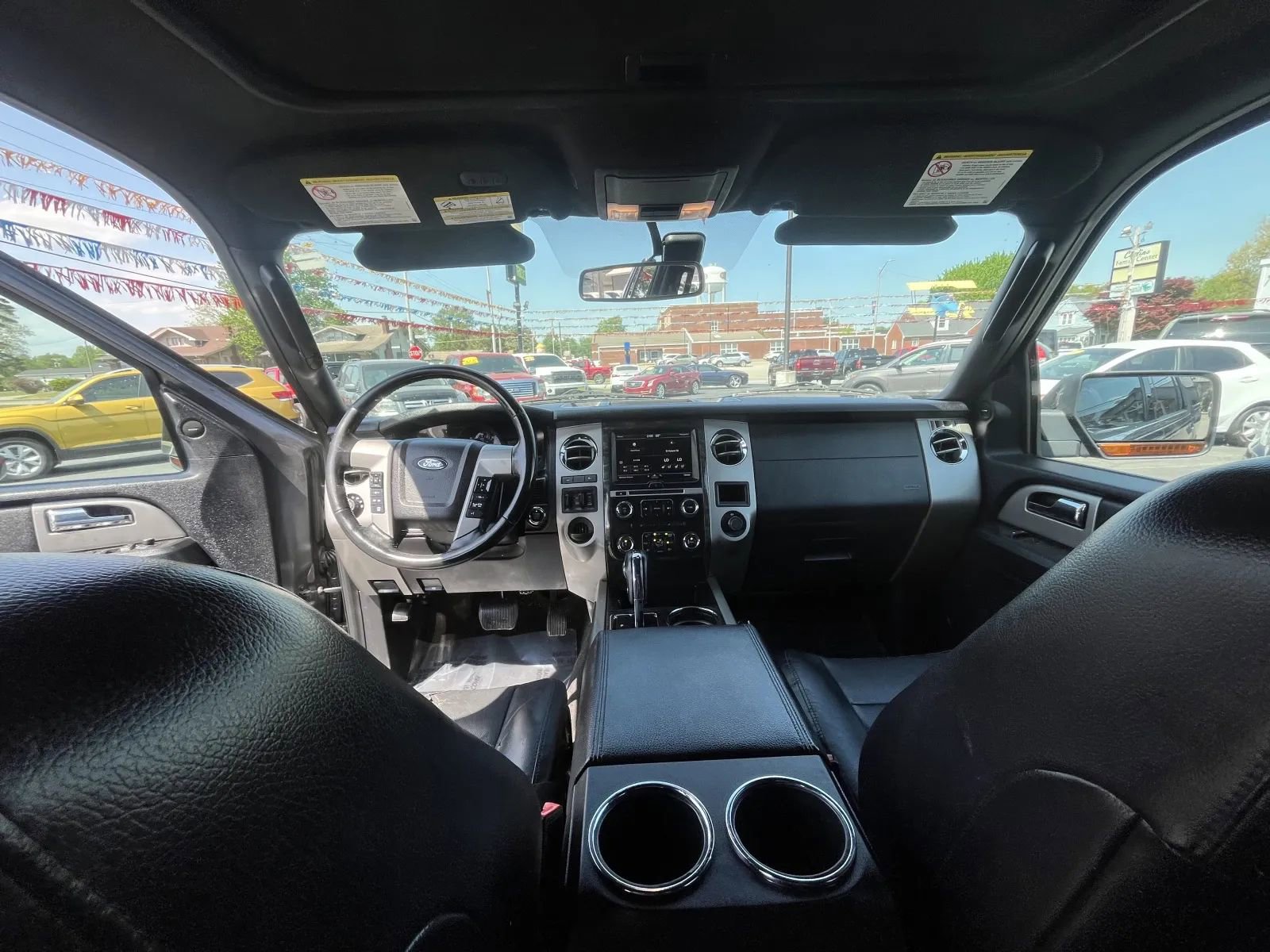 Used 2015 Ford Expedition Limited w/ Equipment Group 301A image 10