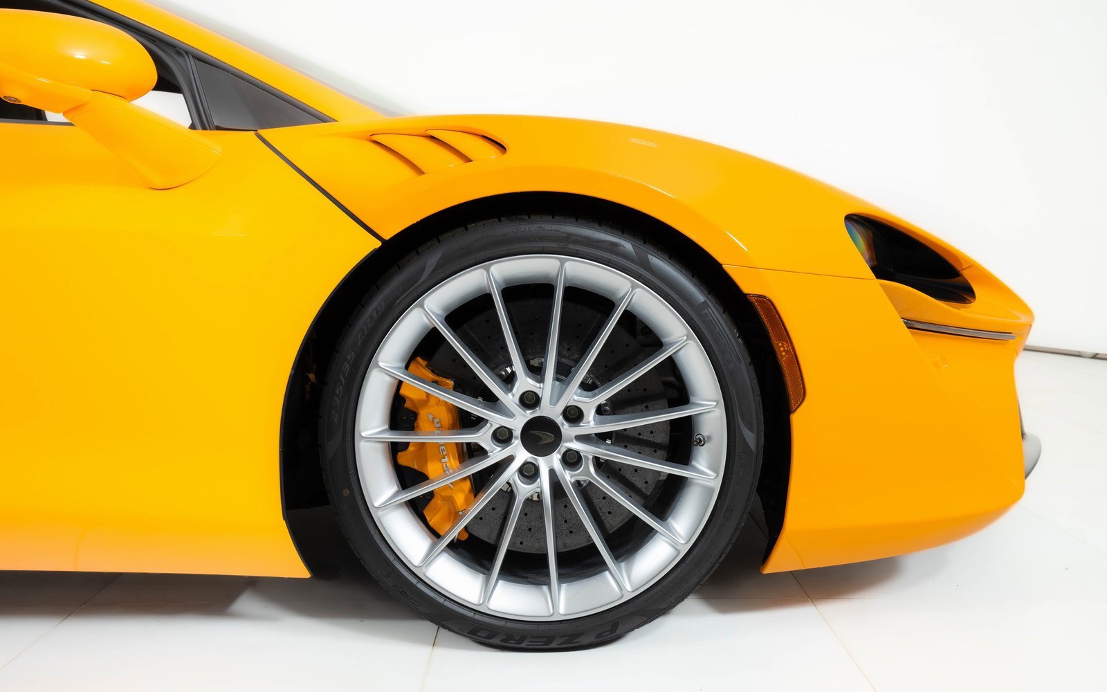 New 2026 McLaren Artura image 16