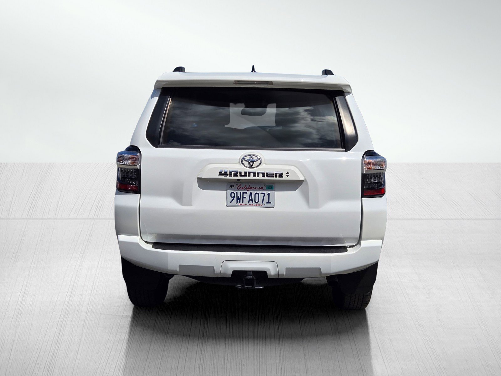 Used 2024 Toyota 4Runner SR5 RWD image 5