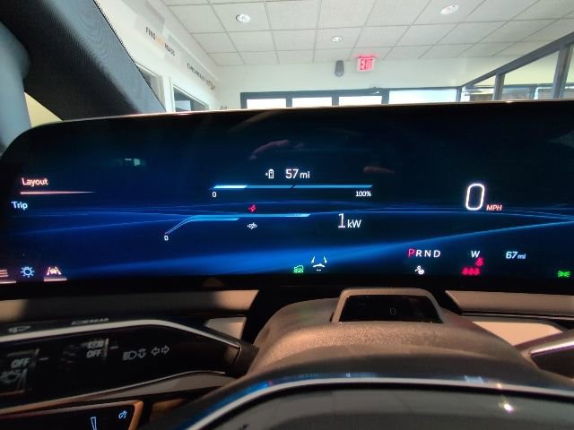 New 2025 Cadillac Optiq Luxury 1 w/ LPO, Floor Liner Package image 29