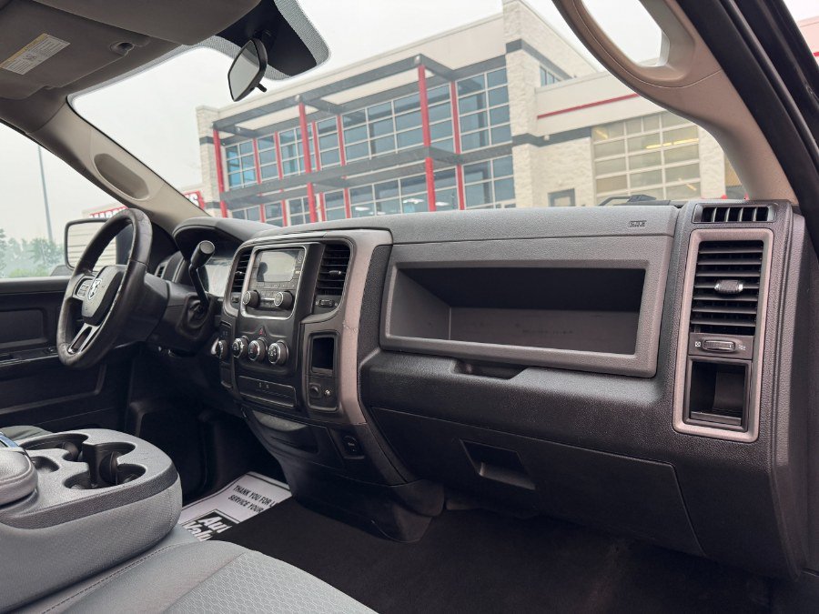 Used 2018 RAM 1500 ST w/ SXT Appearance Group AWD/4WD image 19