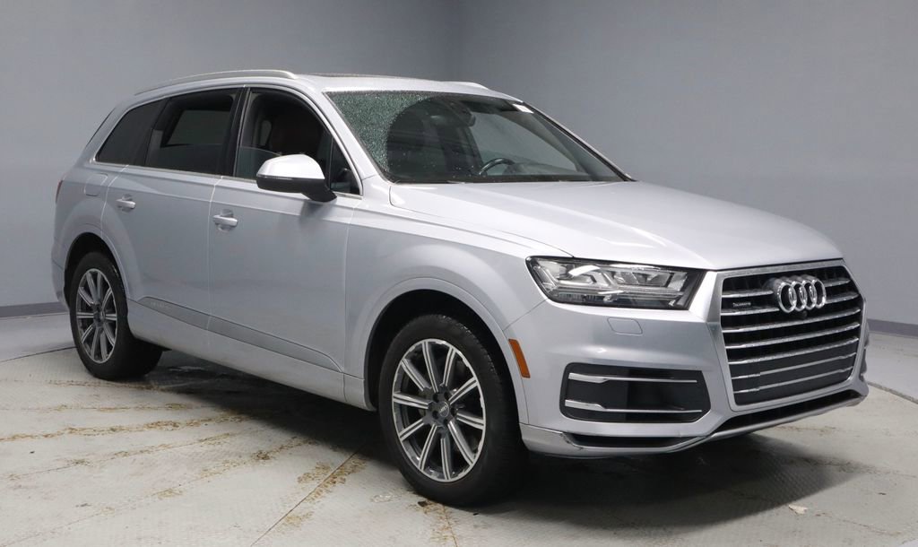 Used 2017 Audi Q7 3.0T Premium Plus w/ Premium Plus Package