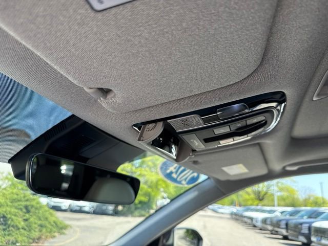 Used 2024 Hyundai Palisade Limited AWD/4WD image 43