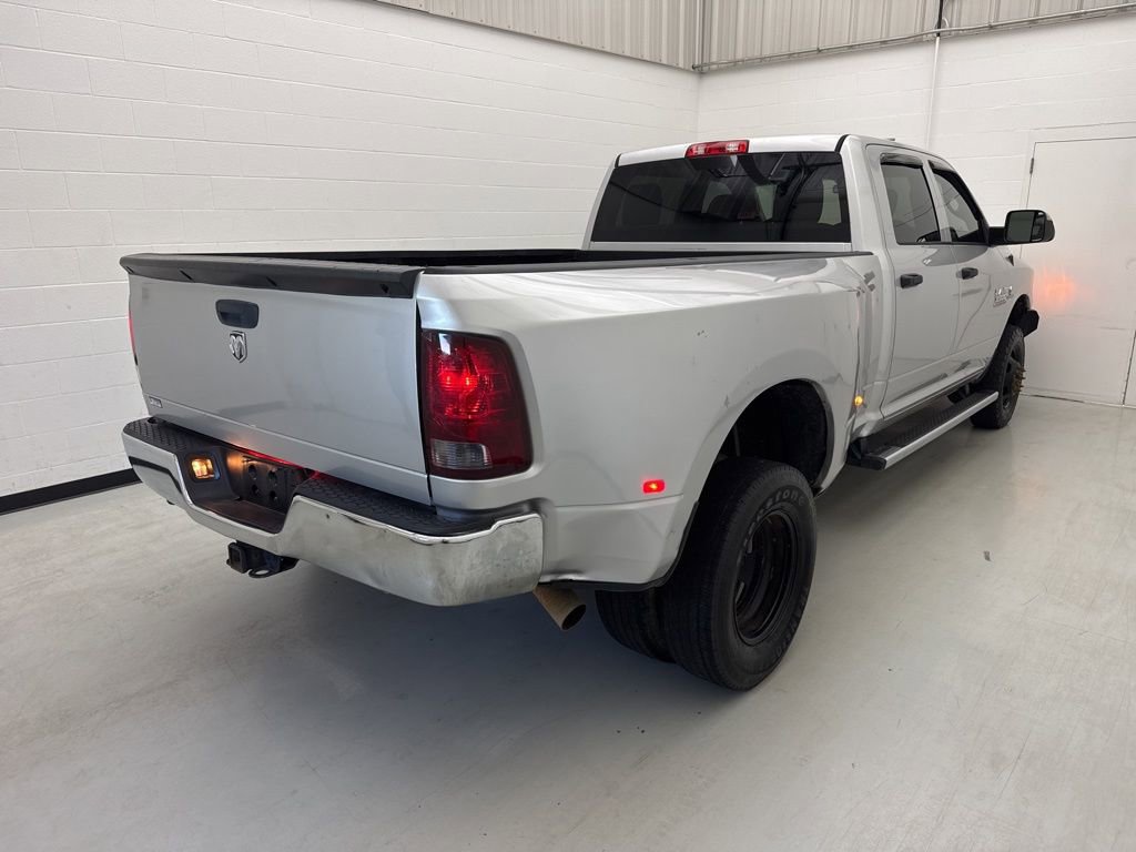 Used 2018 RAM 3500 Tradesman w/ Chrome Appearance Group AWD/4WD image 7