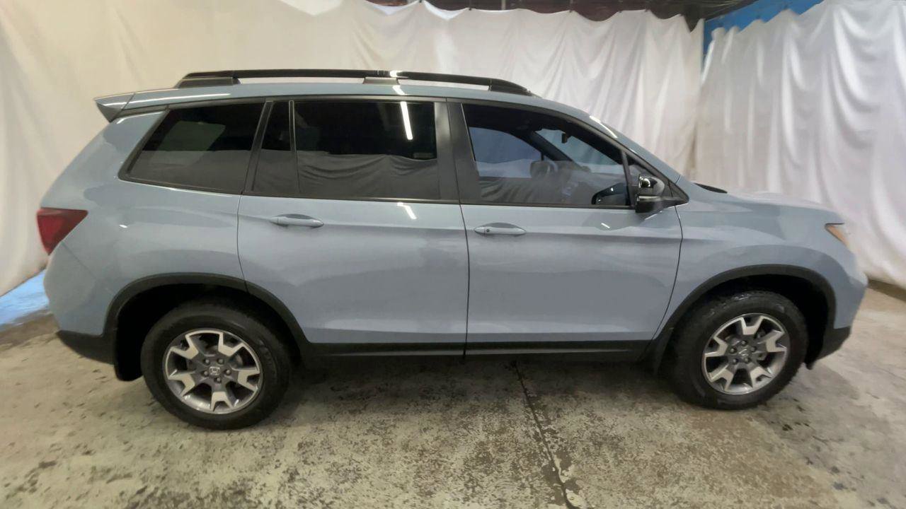 Certified 2023 Honda Passport TrailSport image 9