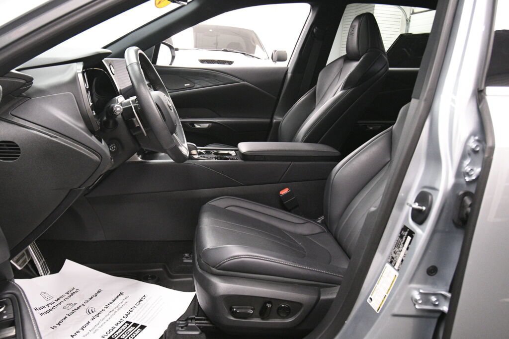 Used 2024 Lexus RX 350 F Sport w/ Convenience Package AWD/4WD image 10