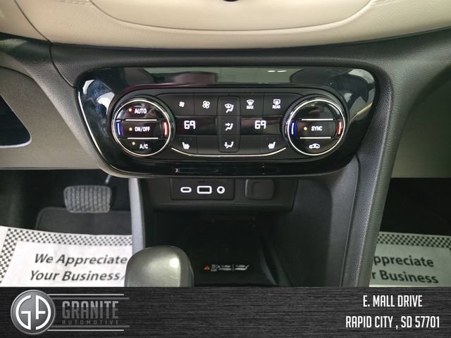 Used 2021 Buick Encore GX Essence w/ Advanced Technology Package AWD/4WD image 18