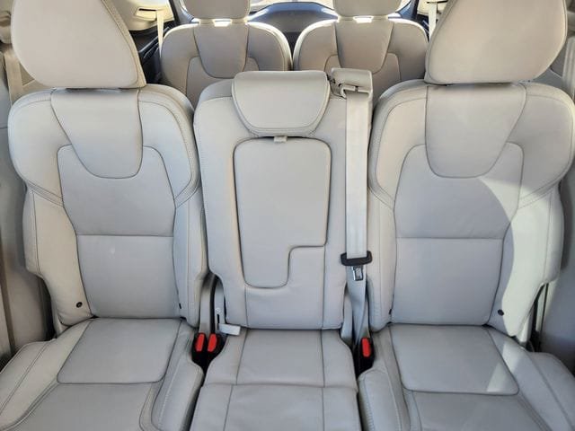 New 2026 Volvo XC90 T8 Ultra w/ Protection Package Premier AWD/4WD image 14