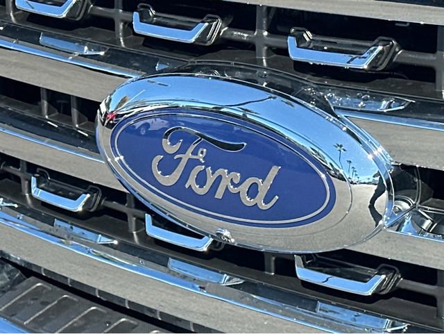 New 2026 Ford F250 Lariat w/ FX4 Off-Road Package image 30