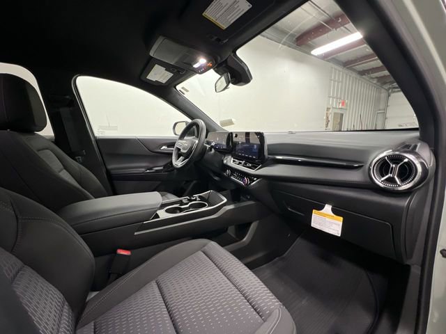 Used 2026 Chevrolet Equinox LT image 28