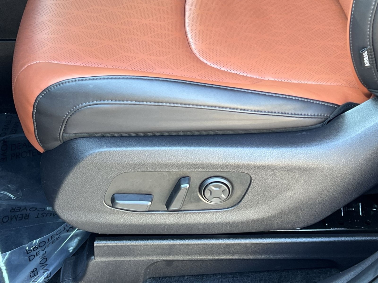 Used 2024 Kia Carnival SX FWD image 18