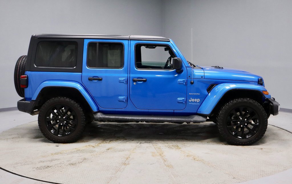 Used 2021 Jeep Wrangler Unlimited Sahara w/ Dual Top Group image 7