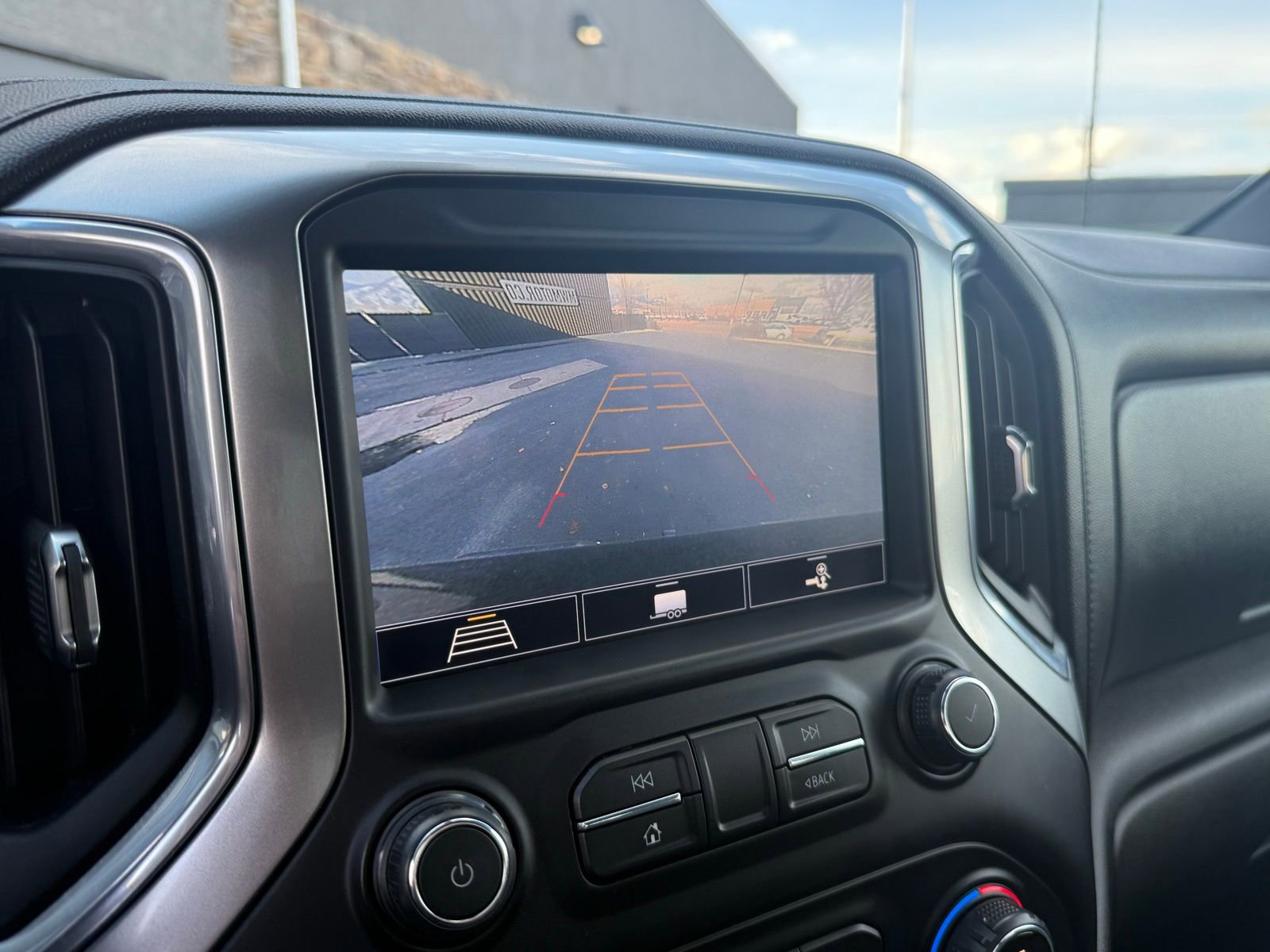 Used 2020 Chevrolet Silverado 1500 LT w/ True North Edition image 20