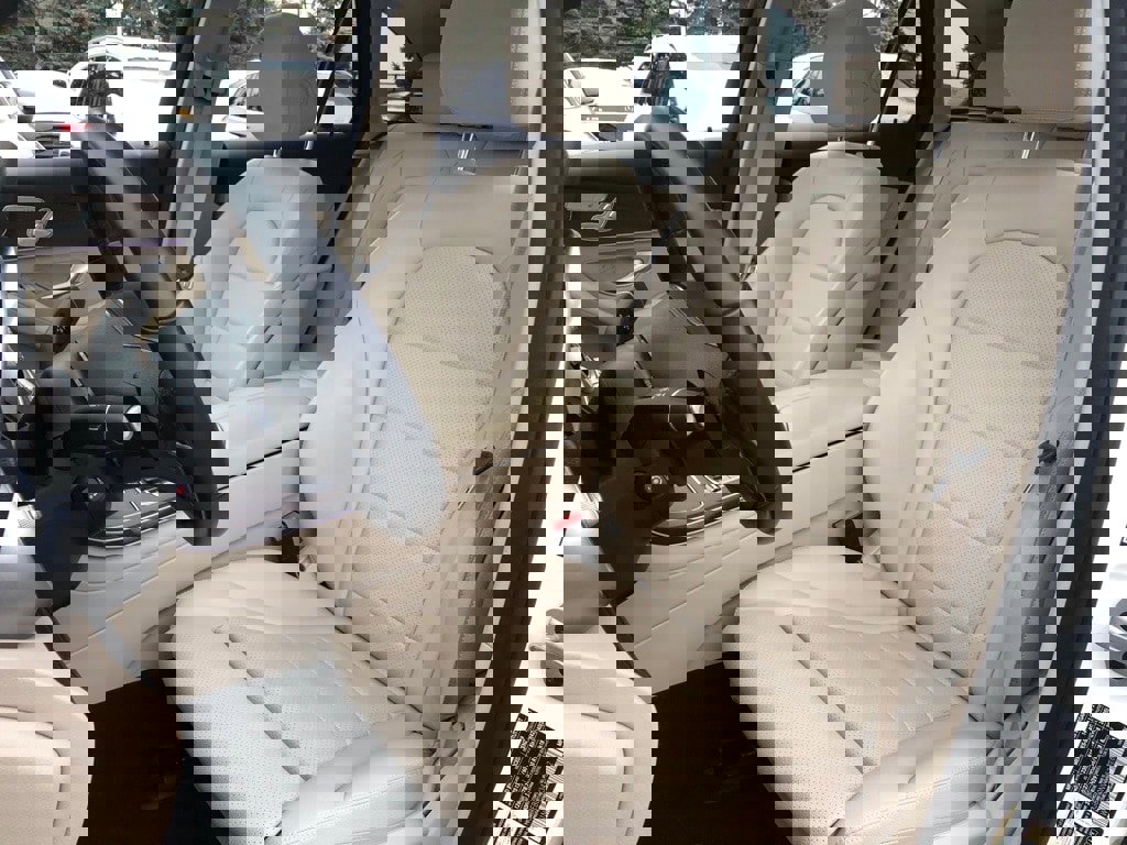 Used 2022 Mercedes-Benz GLC 300 4MATIC image 33