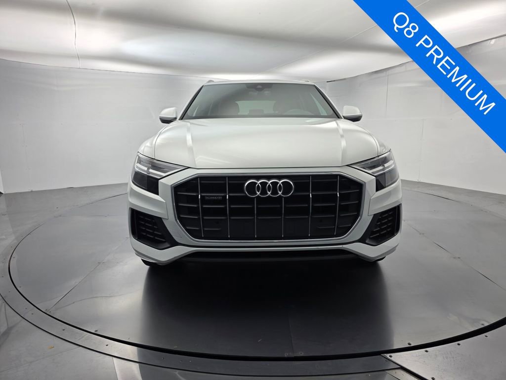 Used 2019 Audi Q8 Premium image 2