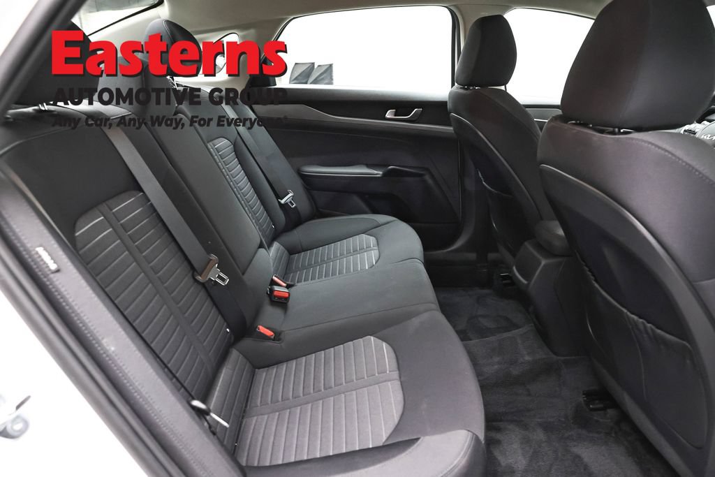 Used 2025 Kia K5 LXS FWD image 23