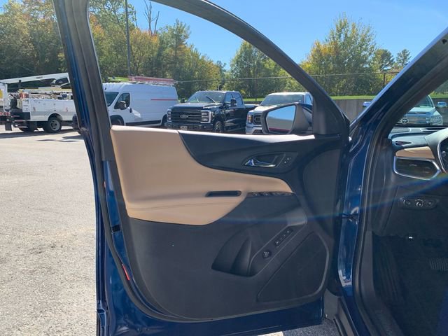 Used 2022 Chevrolet Equinox Premier image 24