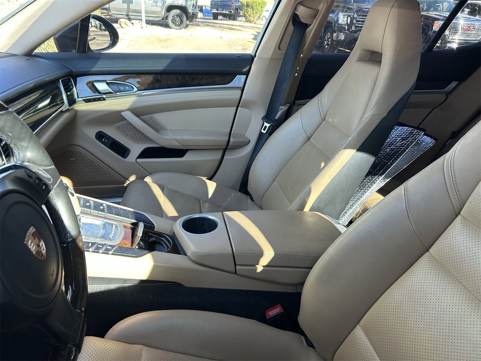 Used 2015 Porsche Panamera 4S image 9