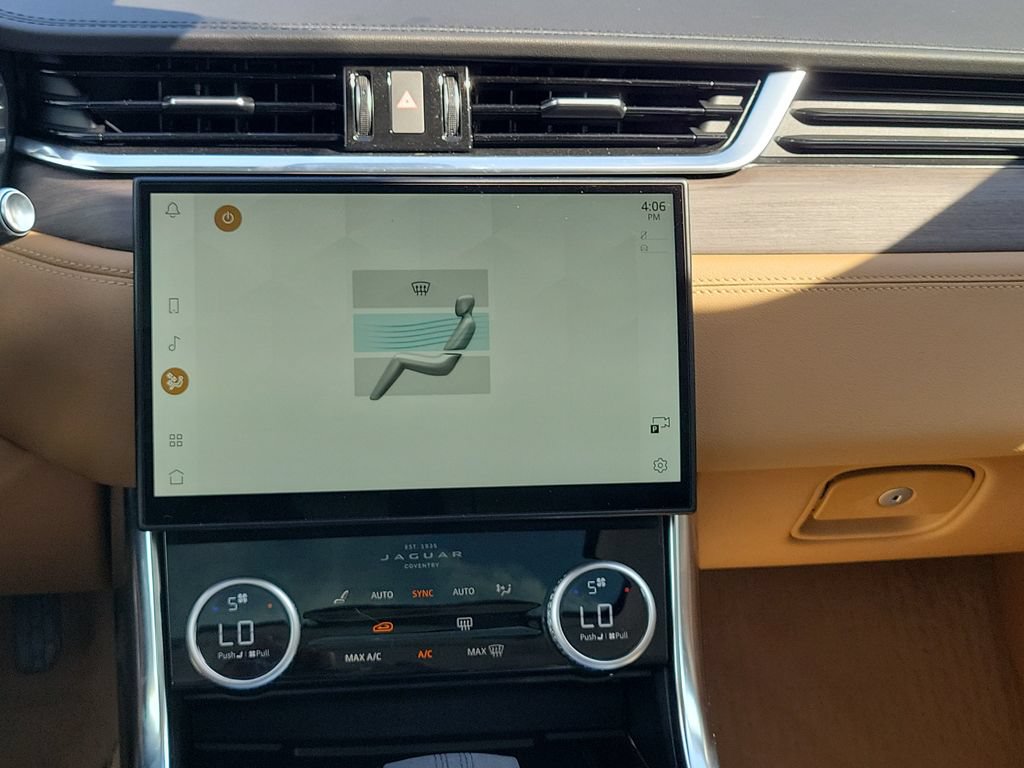 Used 2021 Jaguar XF S RWD image 21