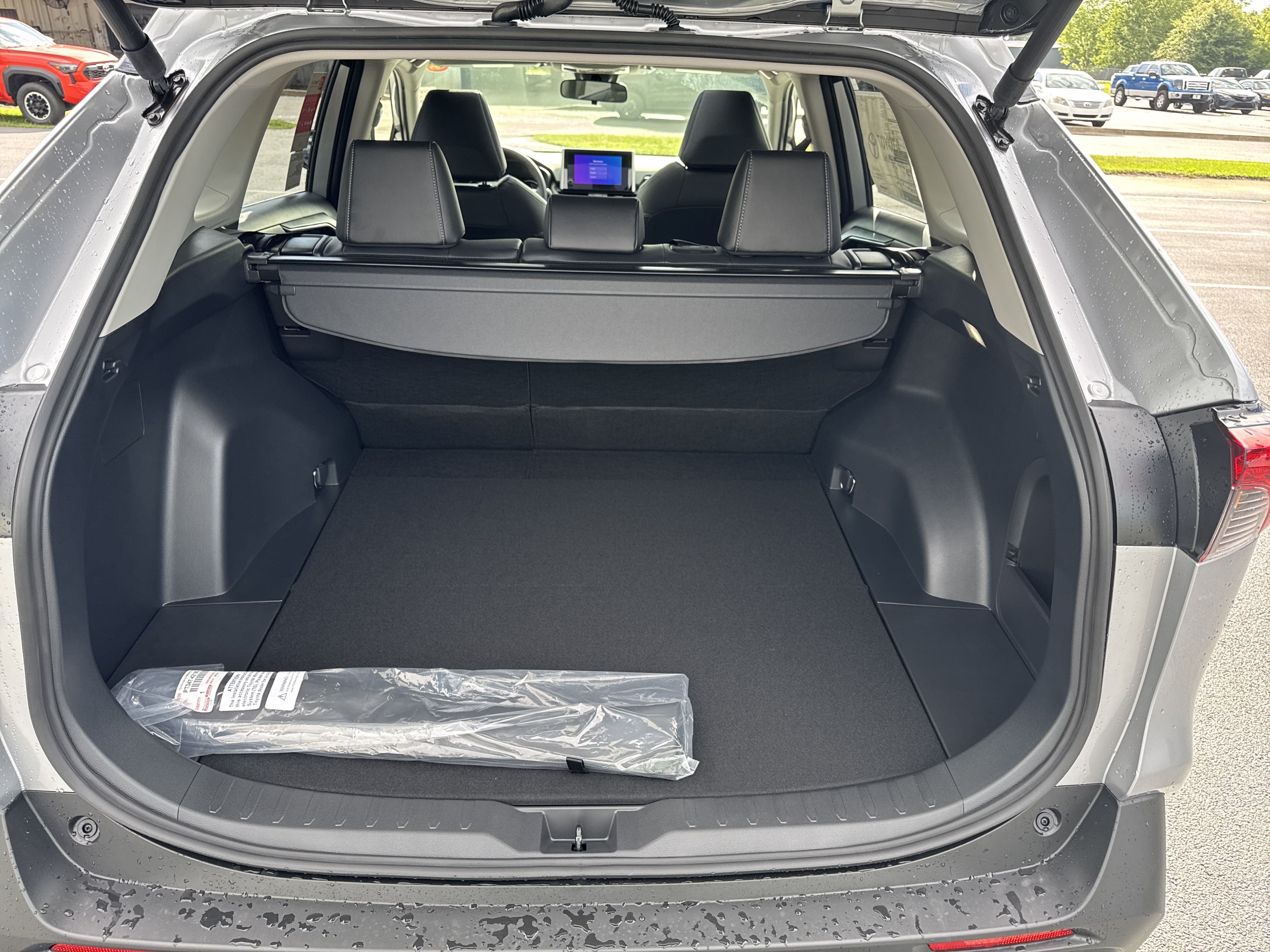 New 2025 Toyota RAV4 XLE Premium AWD/4WD image 38