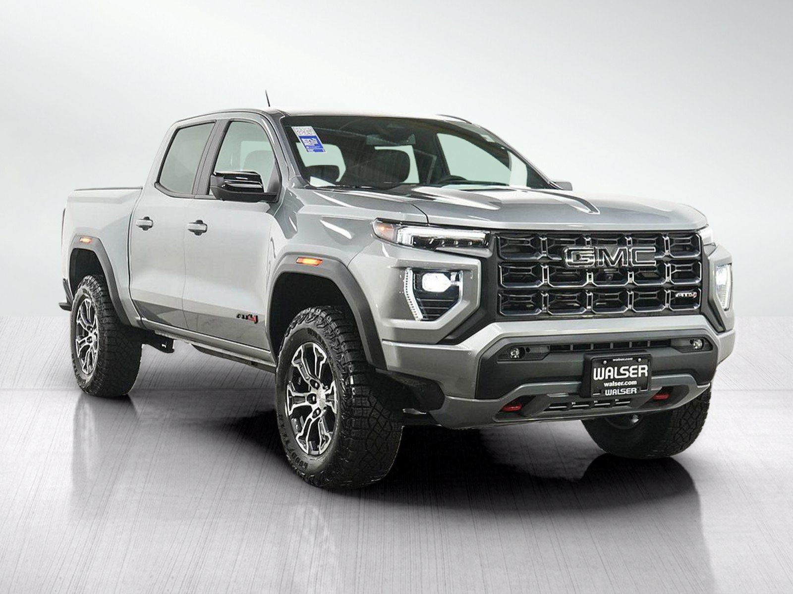 Used 2023 GMC Canyon AT4 w/ AT4 Premium Package AWD/4WD image 7