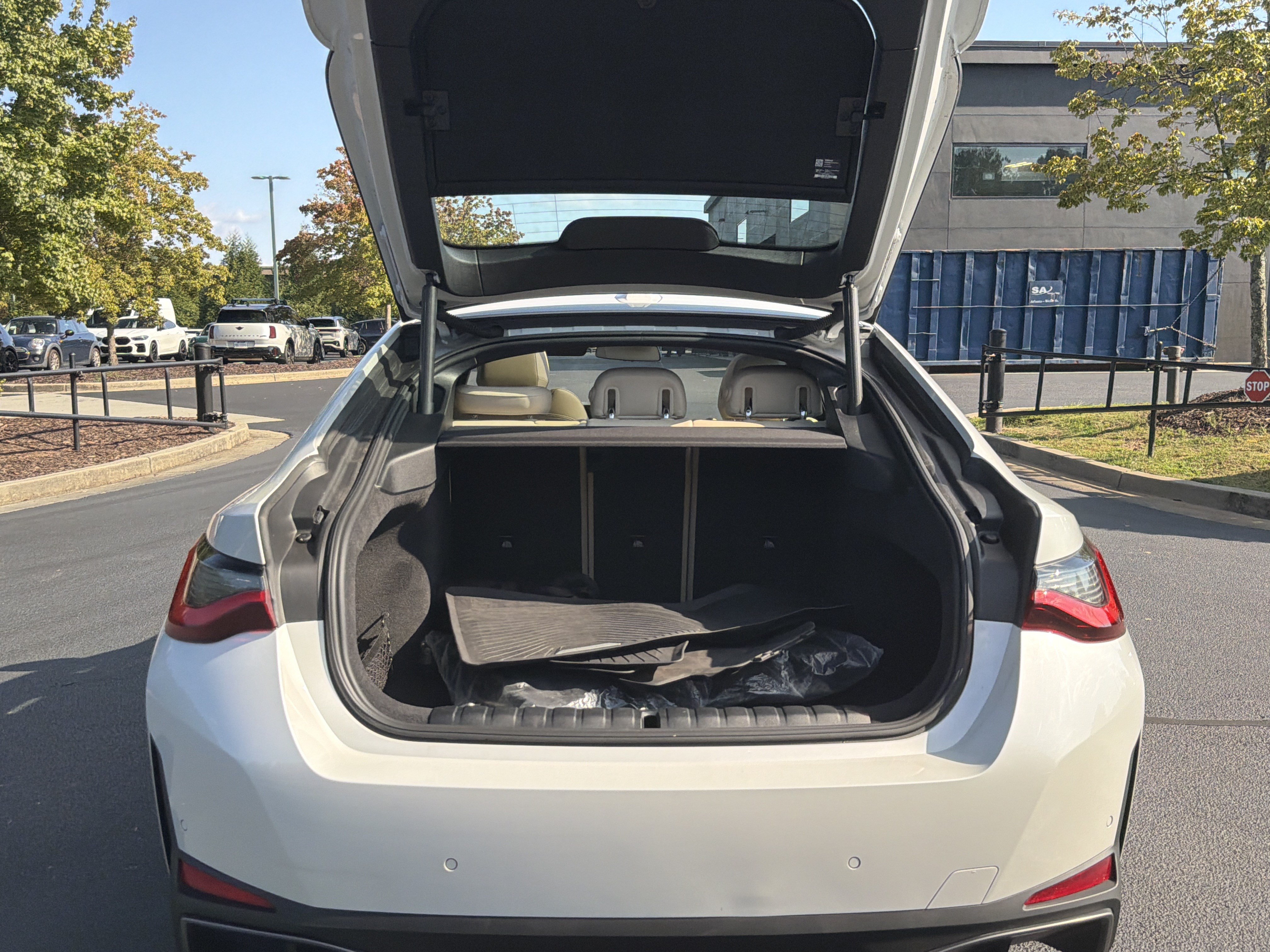 Used 2023 BMW i4 eDrive40 w/ Premium Package RWD image 50