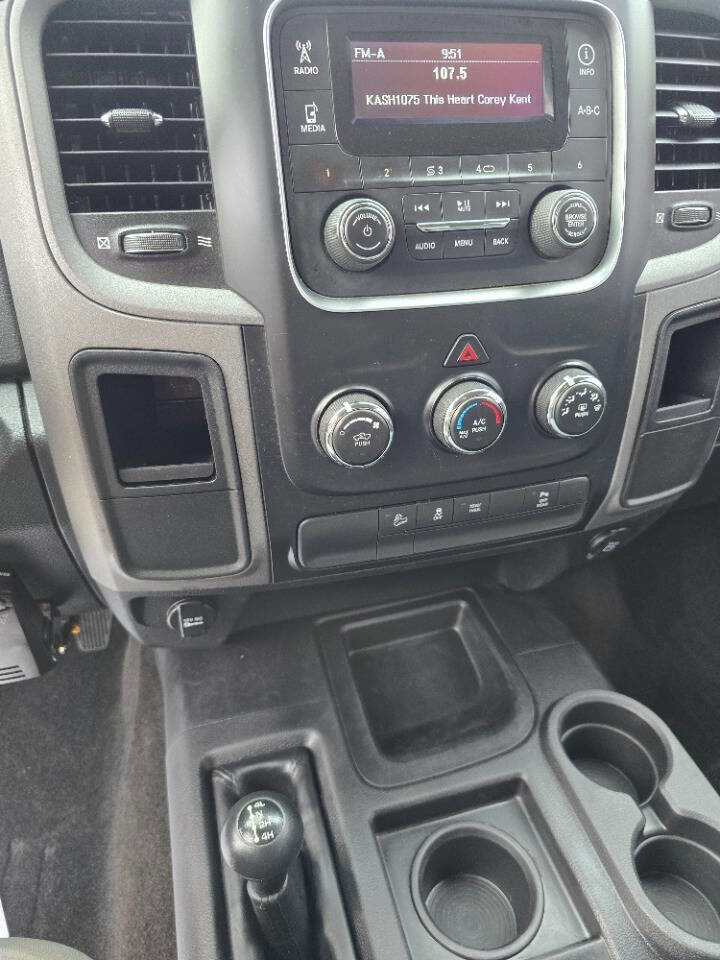 Used 2017 RAM 2500 Tradesman w/ Chrome Appearance Group AWD/4WD image 14