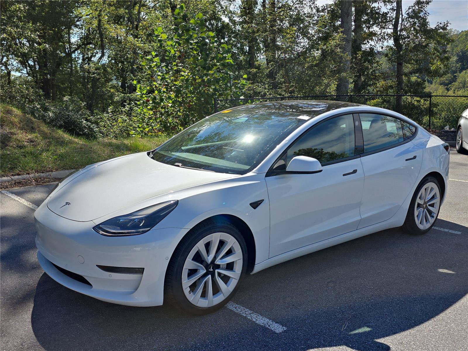 Used 2021 Tesla Model 3 Standard Range Plus RWD image 7