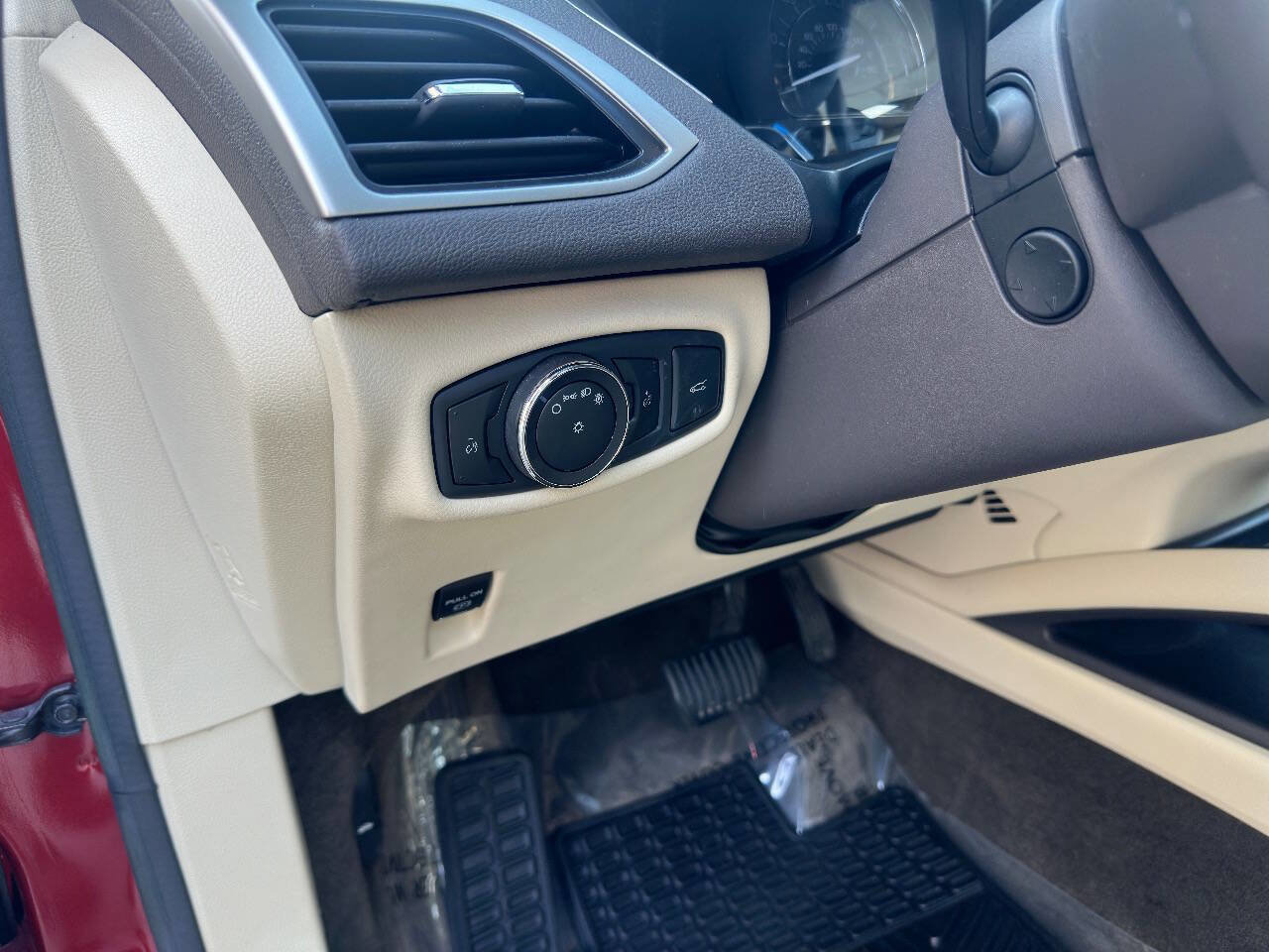 Used 2015 Lincoln MKZ Base 4dr Sedan w/ Equipment Group 202A Reserve image 22