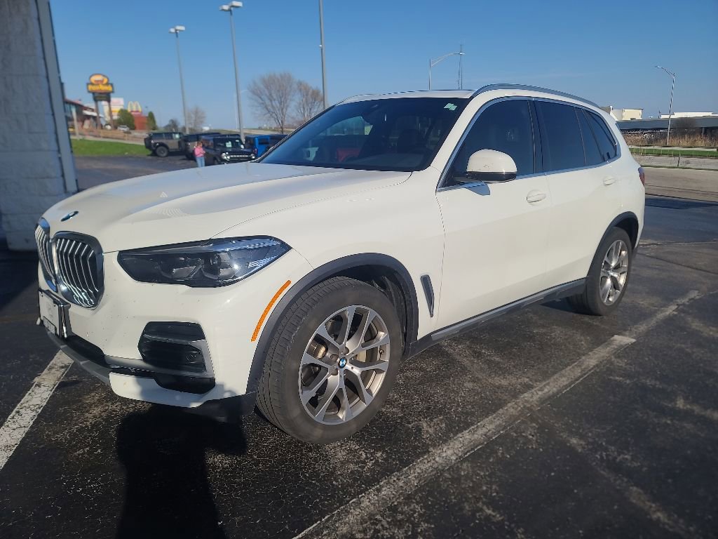 Used 2022 BMW X5 xDrive40i AWD/4WD image 1