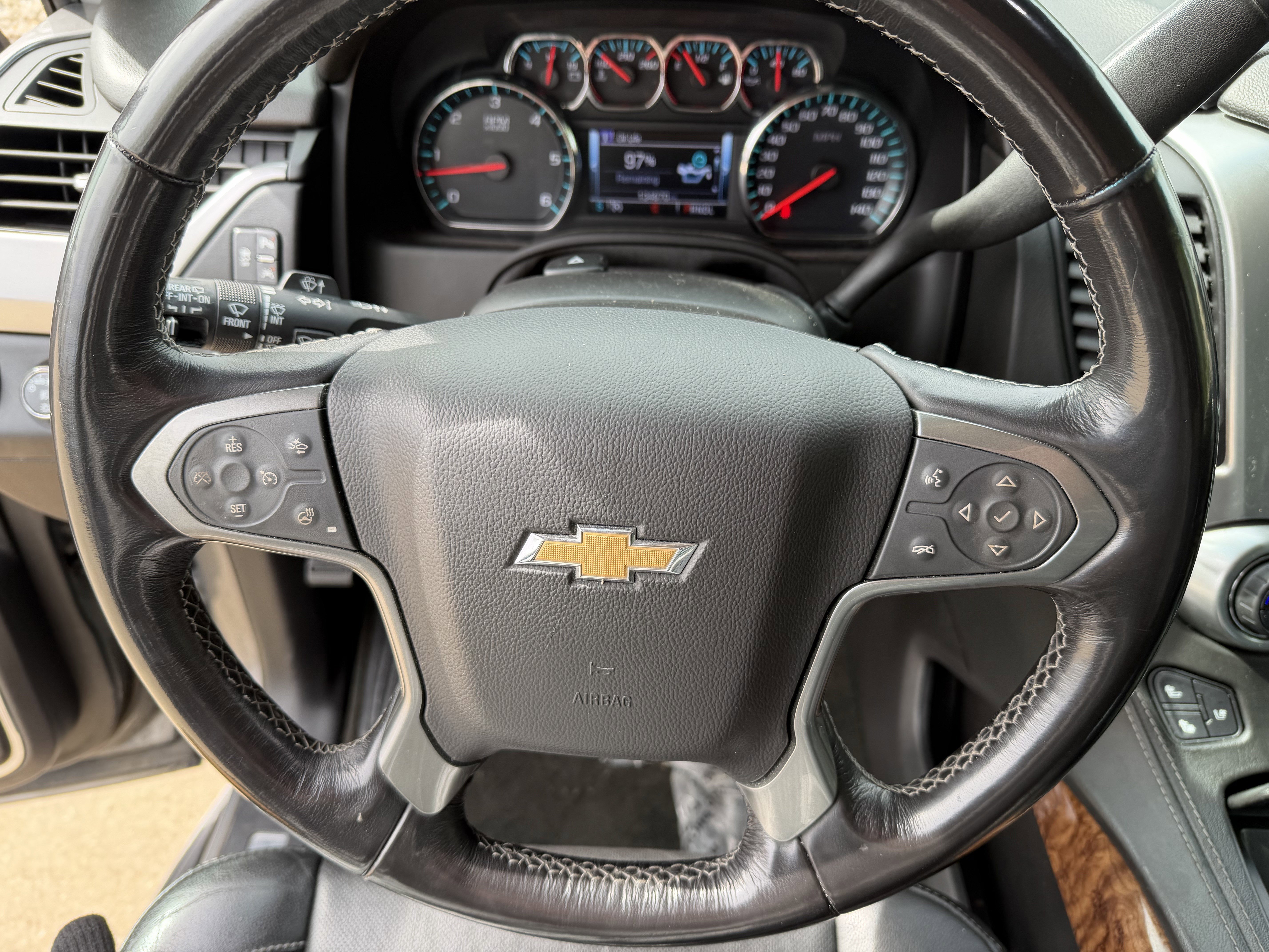 Used 2018 Chevrolet Suburban Premier w/ Max Trailering Package AWD/4WD image 17