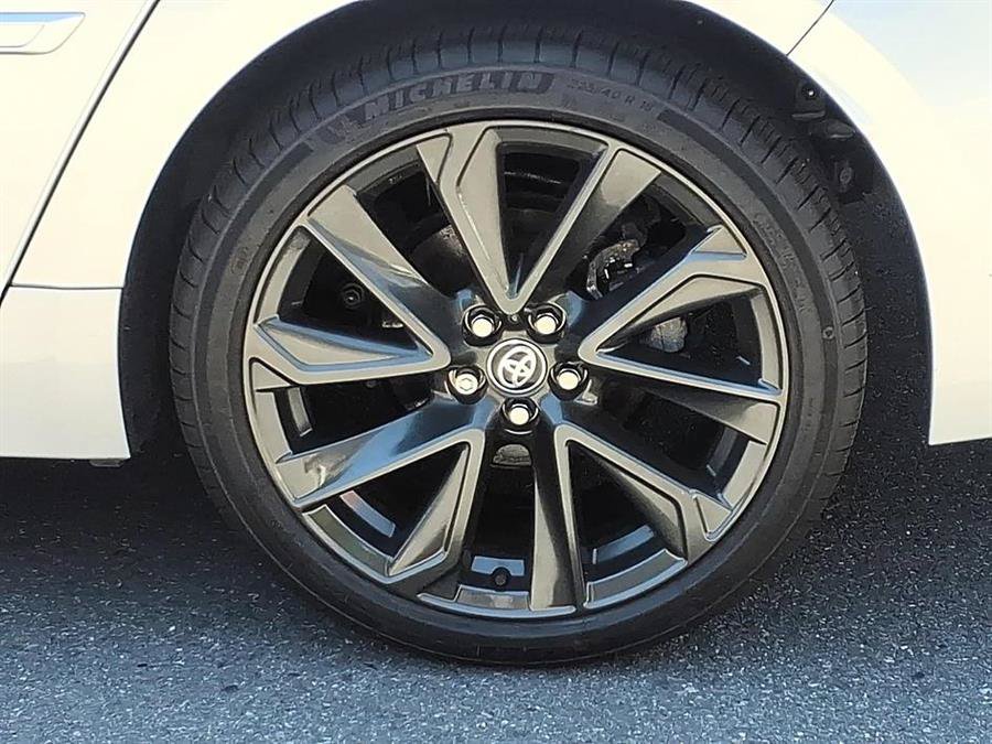Used 2025 Toyota Corolla SE FWD image 9