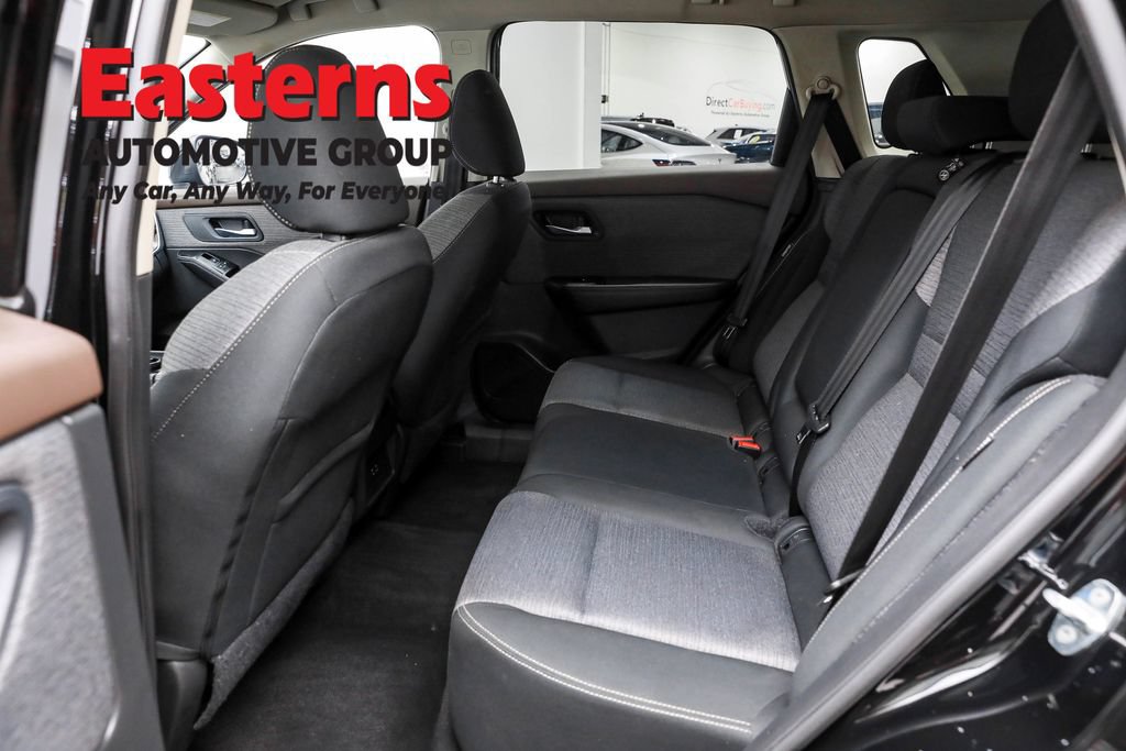 Used 2022 Nissan Rogue SV AWD/4WD image 20