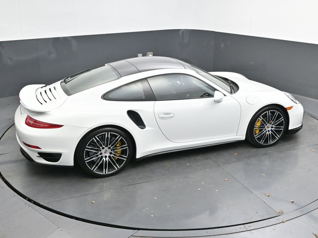 Used 2014 Porsche 911 Turbo S image 39