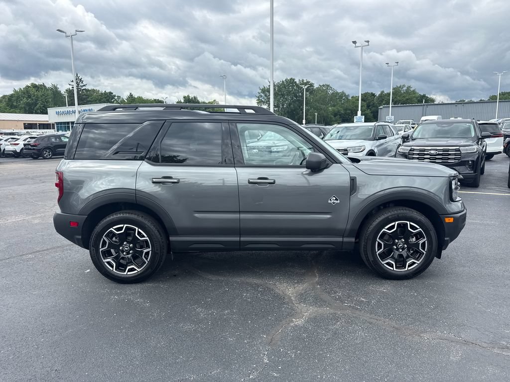Used 2025 Ford Bronco Sport Outer Banks w/ Outer Banks Tech Package+ AWD/4WD image 6