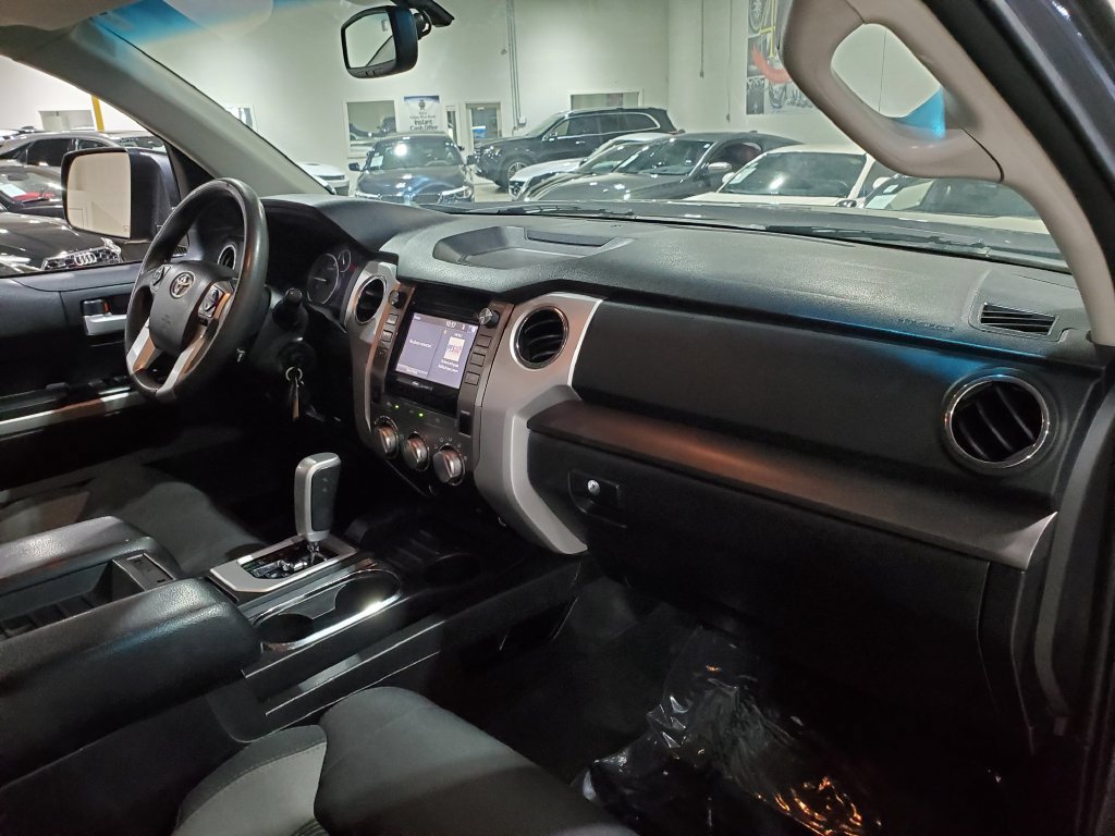 Used 2014 Toyota Tundra SR5 w/ SR5 Upgrade Package RWD image 15