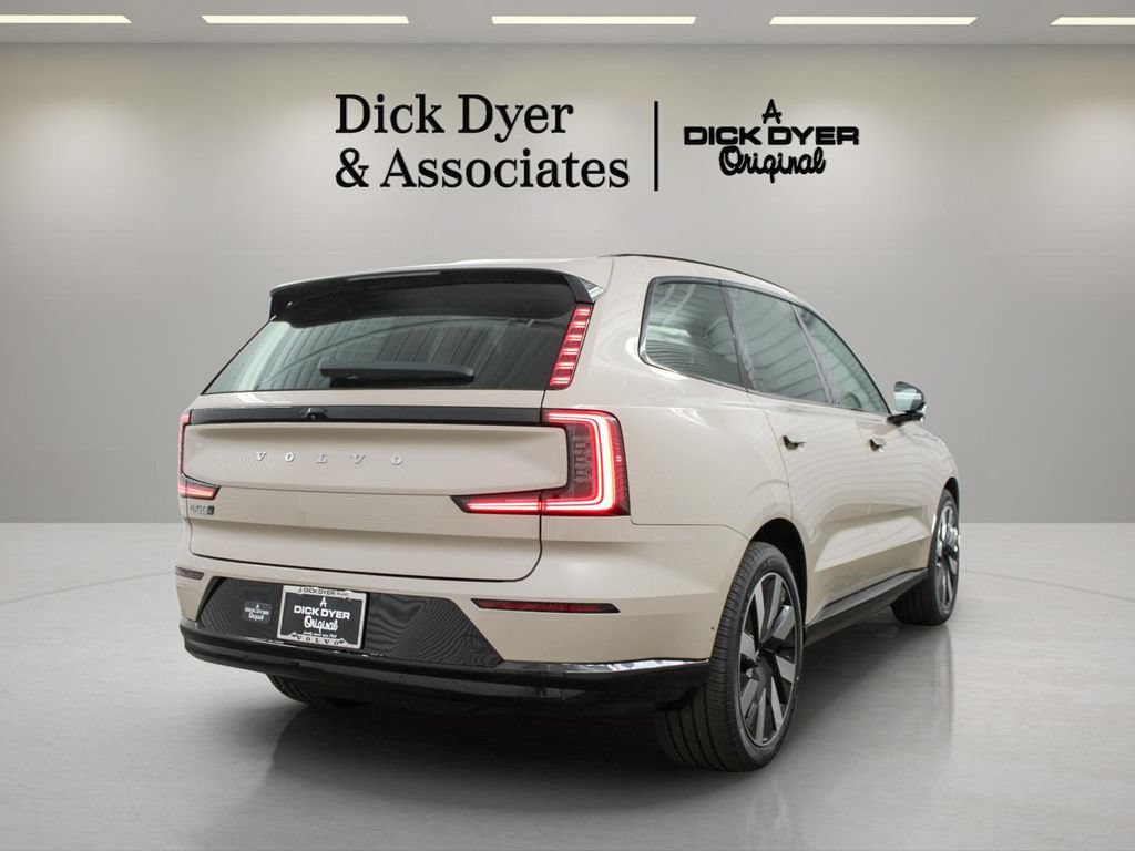 New 2026 Volvo EX90 Ultra AWD/4WD image 11