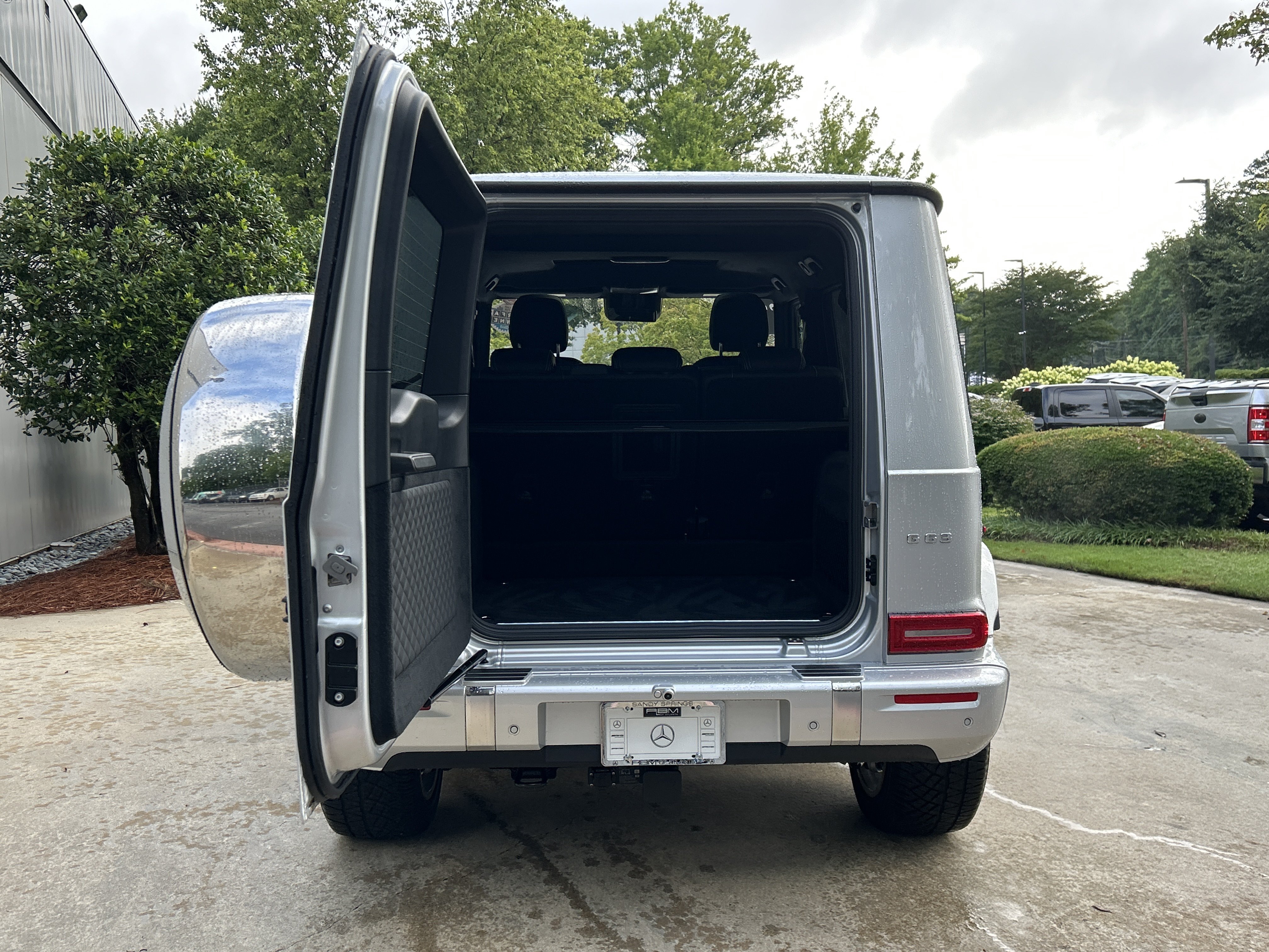 Certified 2025 Mercedes-Benz G 63 AMG 4MATIC image 9