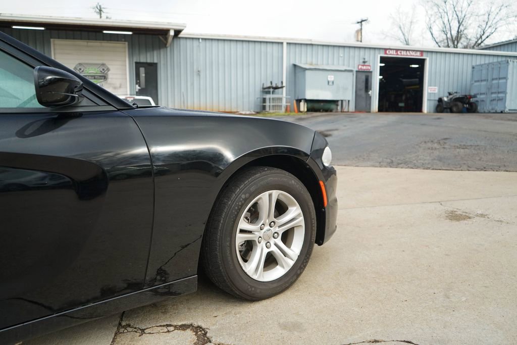 Used 2021 Dodge Charger SXT w/ Leather Interior Group image 12