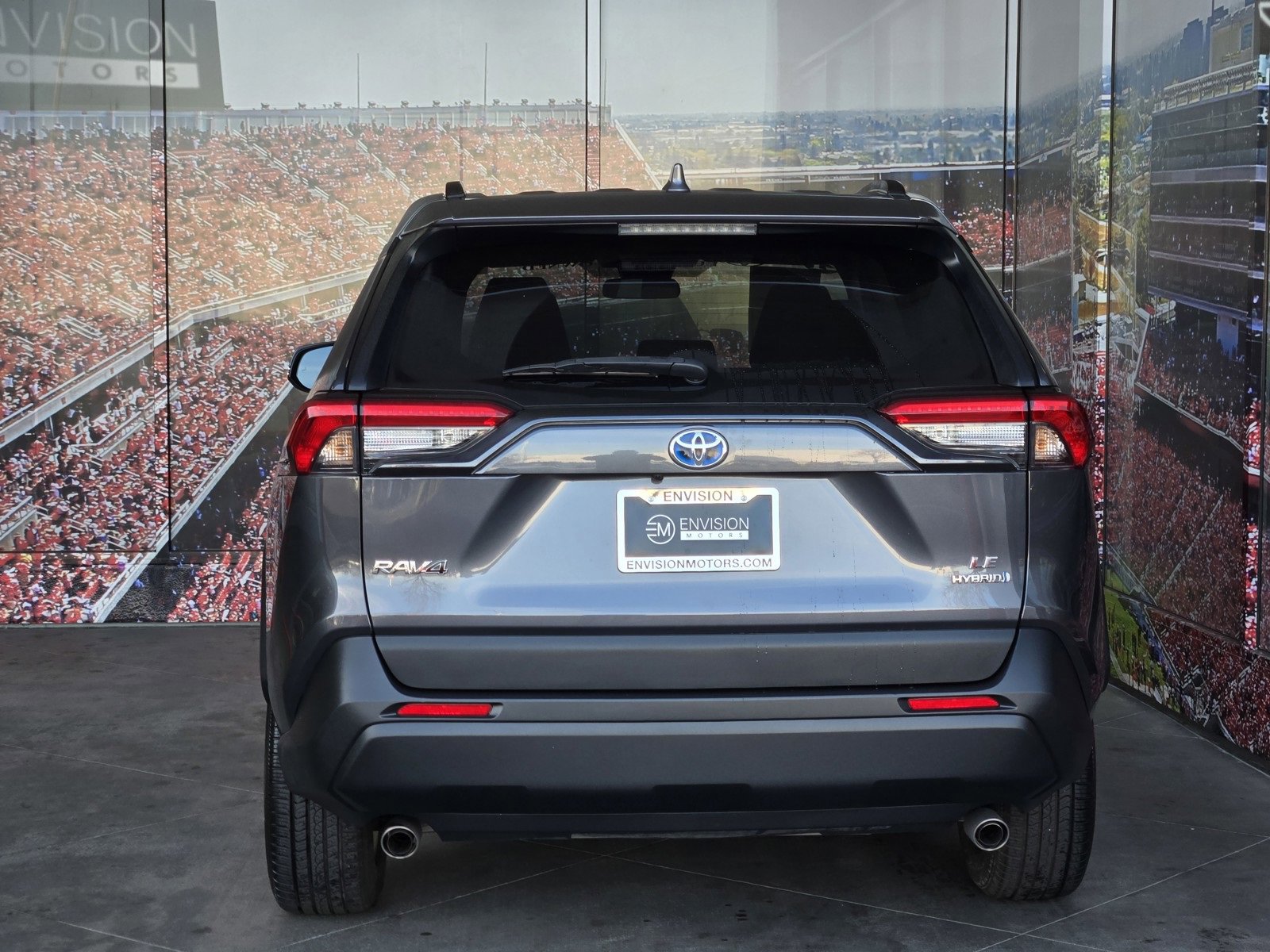 Used 2021 Toyota RAV4 LE image 7