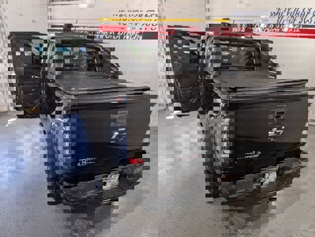 Used 2018 Chevrolet Colorado ZR2 w/ ZR2 Midnight Special Edition image 13