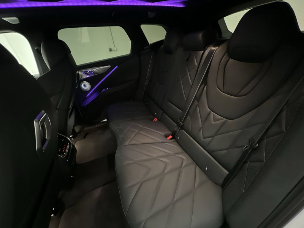 New 2023 BMW XM AWD/4WD image 25