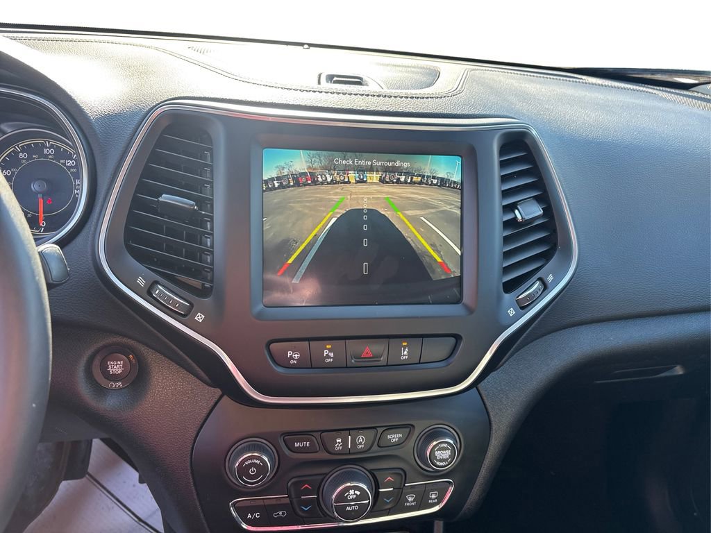 Used 2023 Jeep Cherokee Altitude Lux image 26