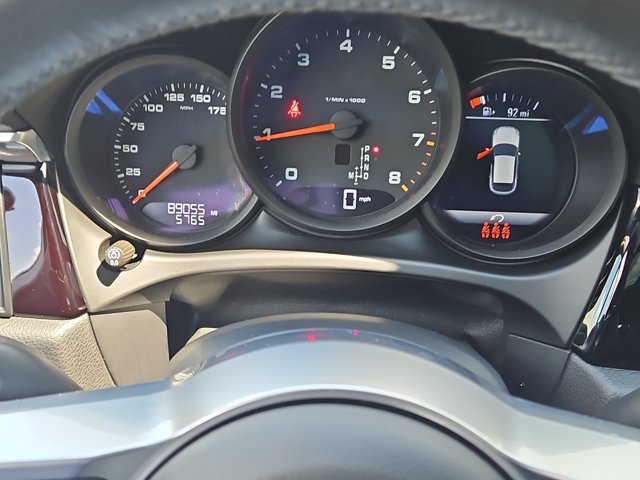 Certified 2021 Porsche Macan AWD/4WD image 31